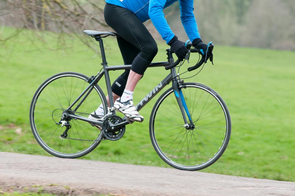 Review Decathlon B Twin Triban 500 SE road bike road.cc